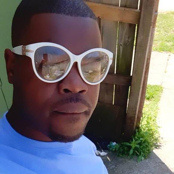 Meet your Posher, Nicholas - Picture 1 of 1